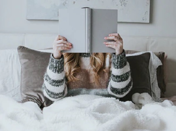 How Daily Reading Boosts Productivity Sleep